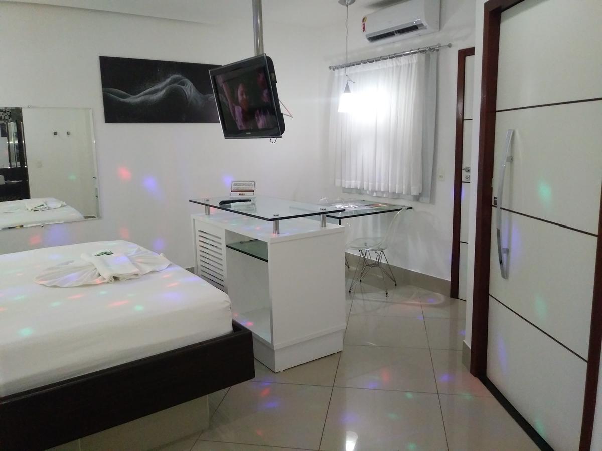 Ele E Ela Motel (Adults Only) Sao Goncalo do Amarante  ภายนอก รูปภาพ